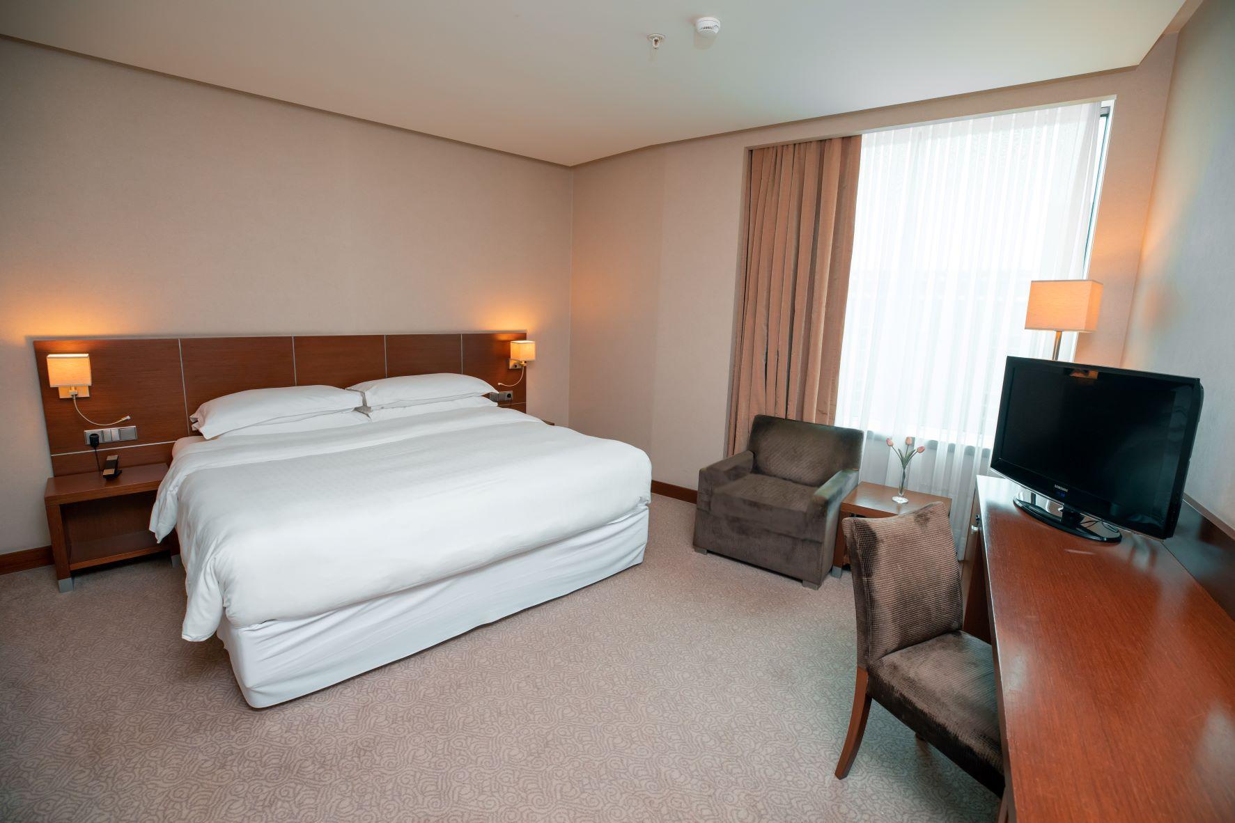 Fly Hotel 4*