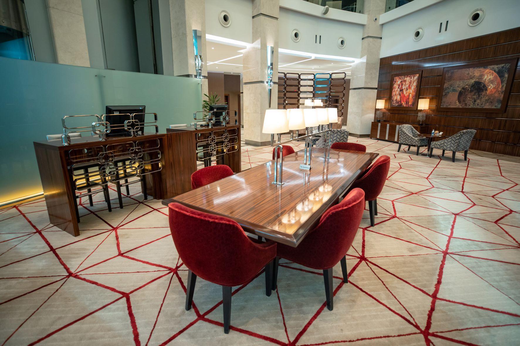 Fly Hotel